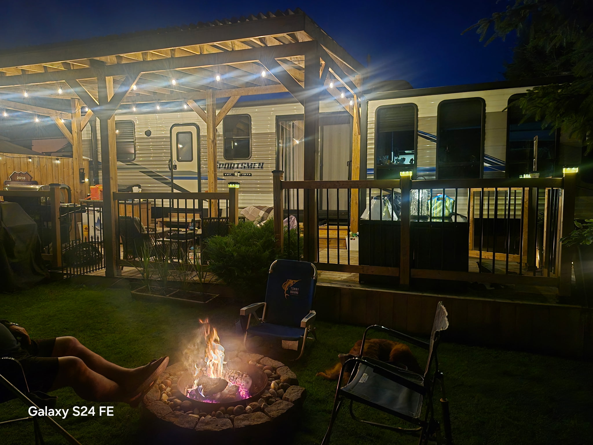 outdoor night lighting around deck